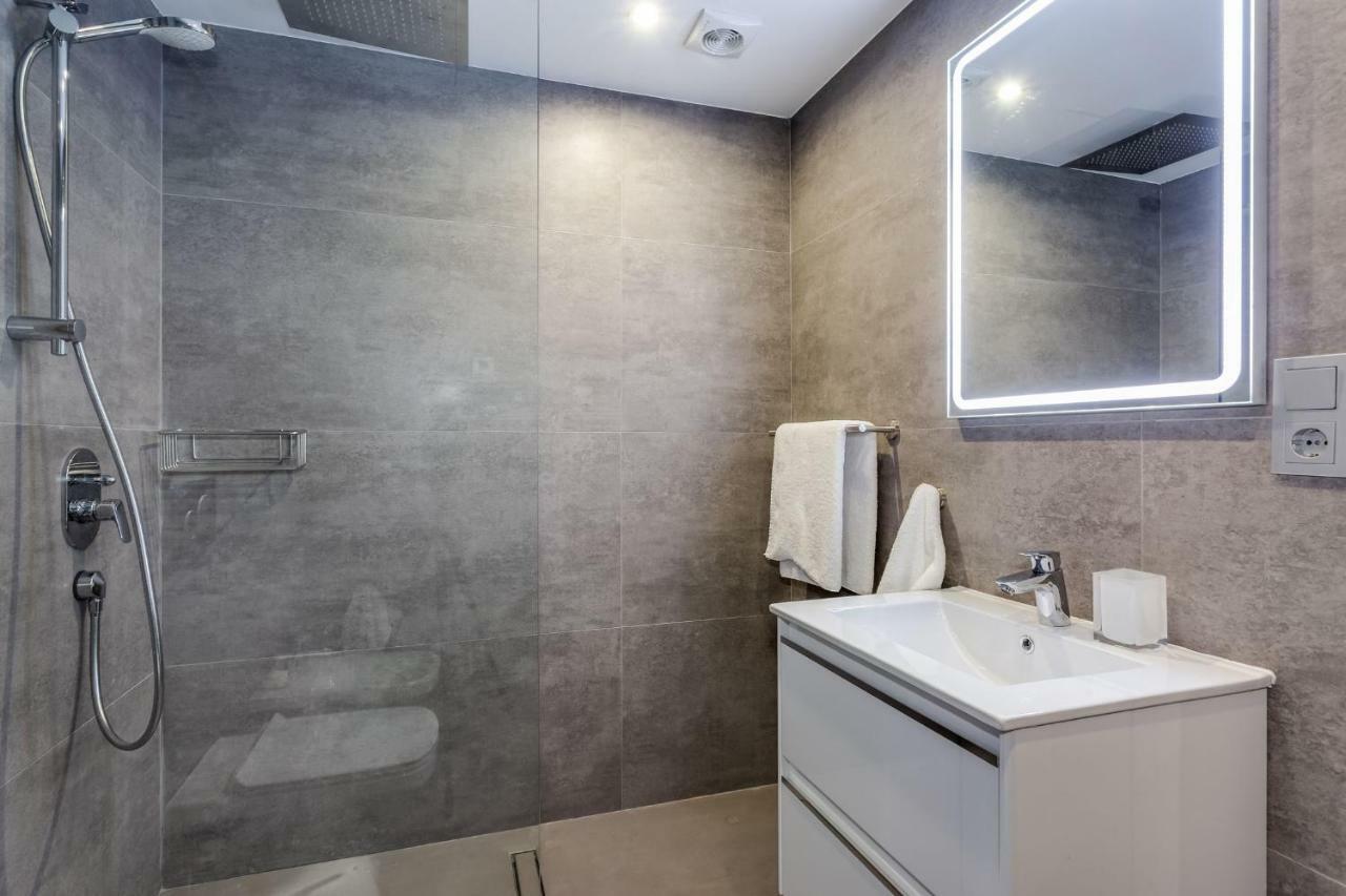 By Riva - Luxurious, Exclusive 2 Bedroom Apt Inside Puerto Banus Марбеля Екстериор снимка