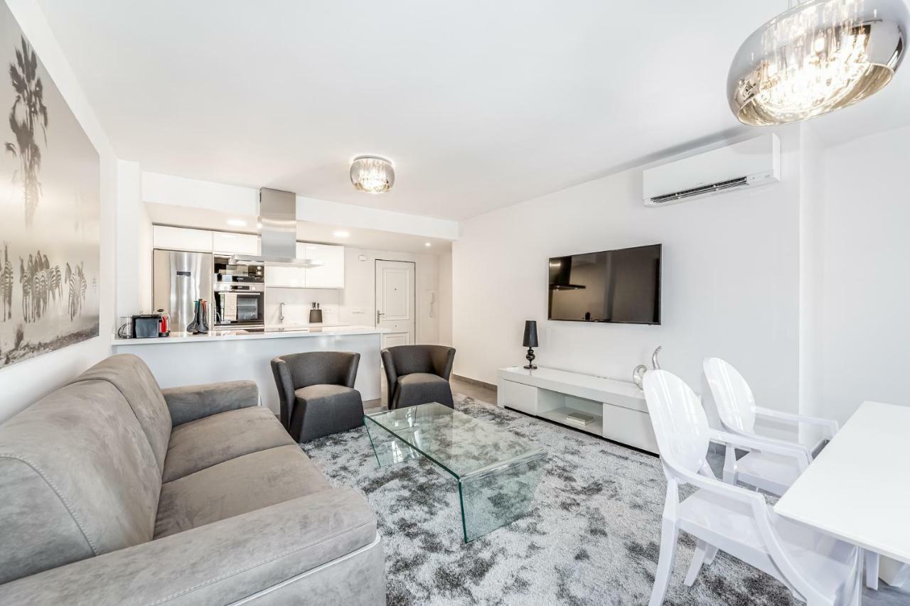 By Riva - Luxurious, Exclusive 2 Bedroom Apt Inside Puerto Banus Марбеля Екстериор снимка